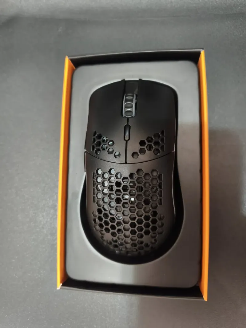 Ratón Glorious Model O Wireless Negro afbeelding 2