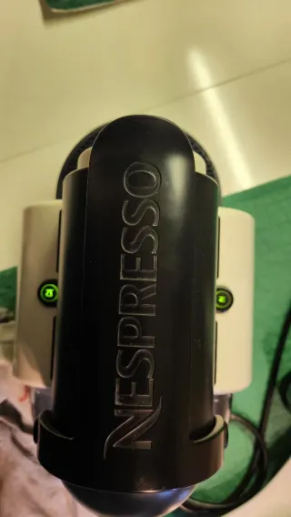 Macchina Caffè Nespresso De Longhi