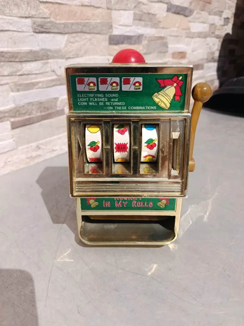 Máquina tragaperras pequeña