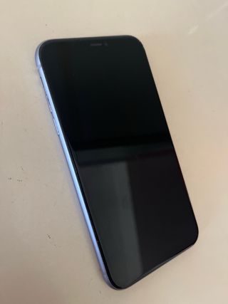 iPhone 11 lila