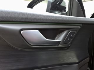 Ebro S400 1.5 DHE HEV Excellence CVT