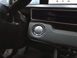 Ebro S400 1.5 DHE HEV Excellence CVT