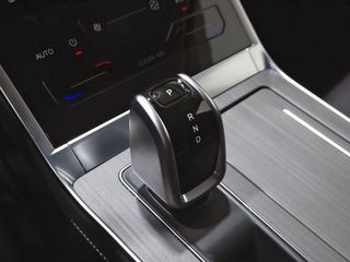 Ebro S400 1.5 DHE HEV Excellence CVT