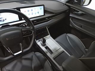 Ebro S400 1.5 DHE HEV Excellence CVT