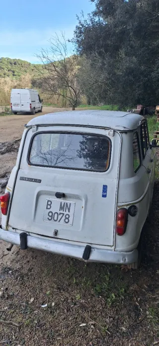 Renault 4 E-TECH 1995