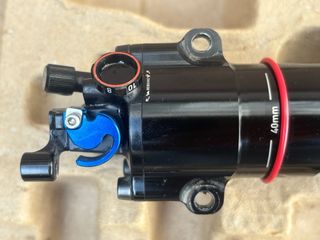 Amortiguador SIDLuxe Trek IsoStrut SRAM 2ª Gen