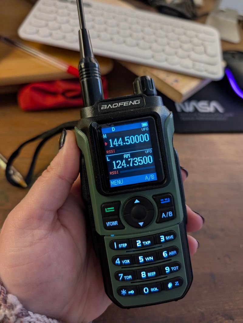 Walkie Talkie Baofeng UV-21 Pro VHF-UHF