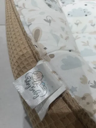 Cuna nido para bebé con diseño de animales