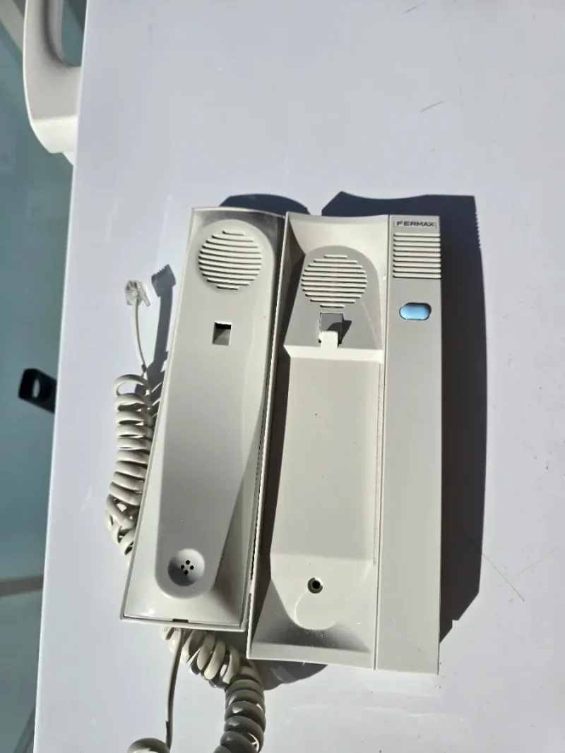 Telefonillo Fermax Blanco