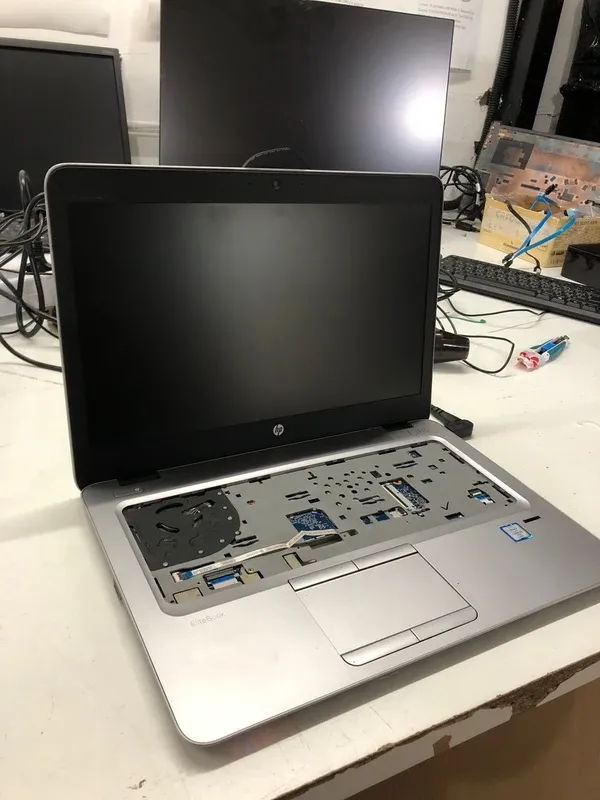 HP Elitebook i5 - piezas de repuesto