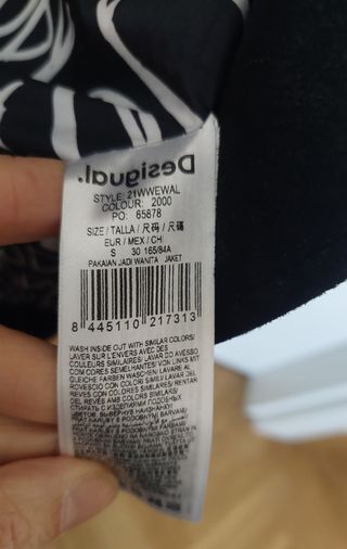 Cazadora Biker Desigual Talla S piel sintética