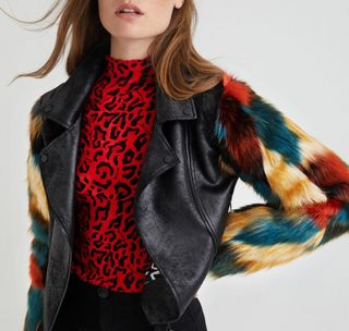 Cazadora Biker Desigual Talla S piel sintética