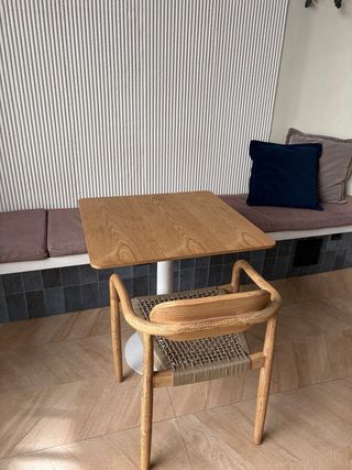 Mesas y Sillas de Restaurante en Liquidación