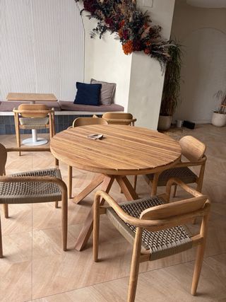 Mesas y Sillas de Restaurante en Liquidación