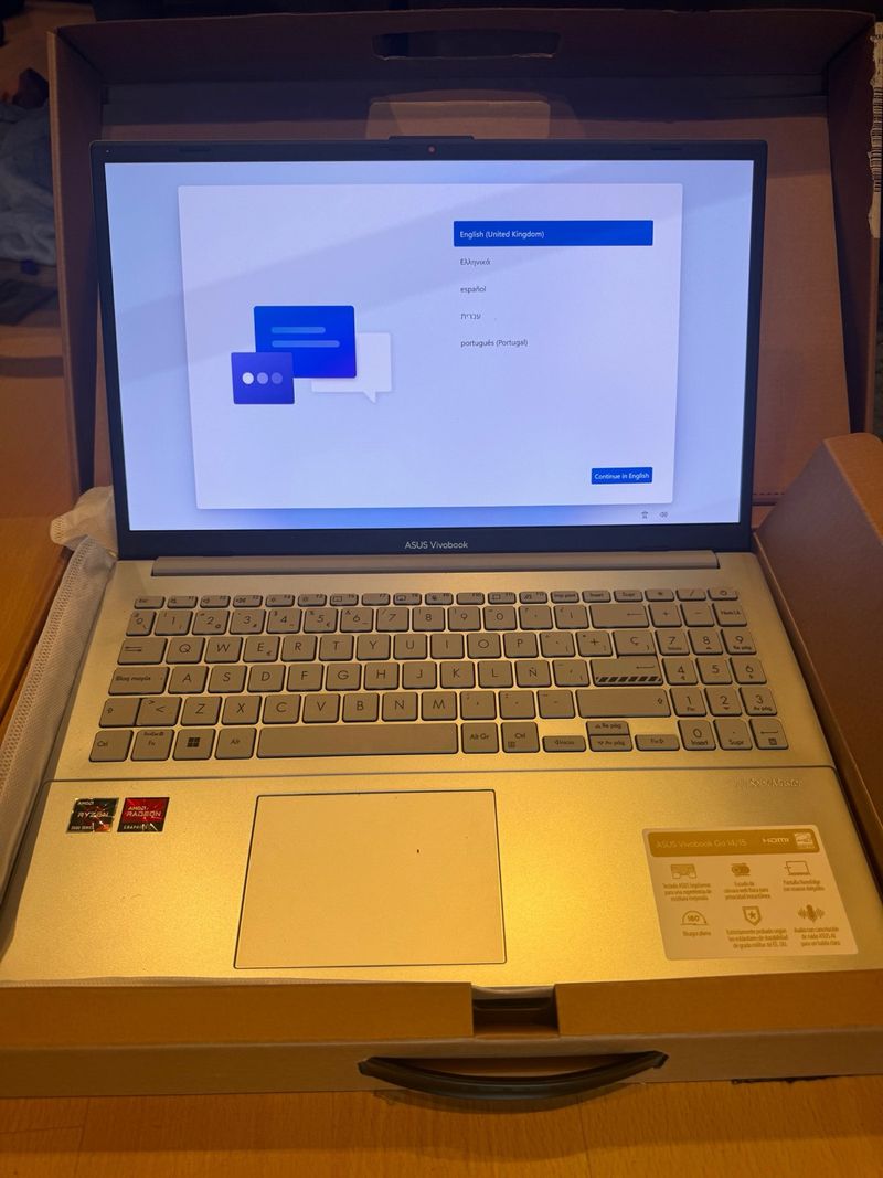 ASUS Vivobook 15 E1504F  computadora portátil