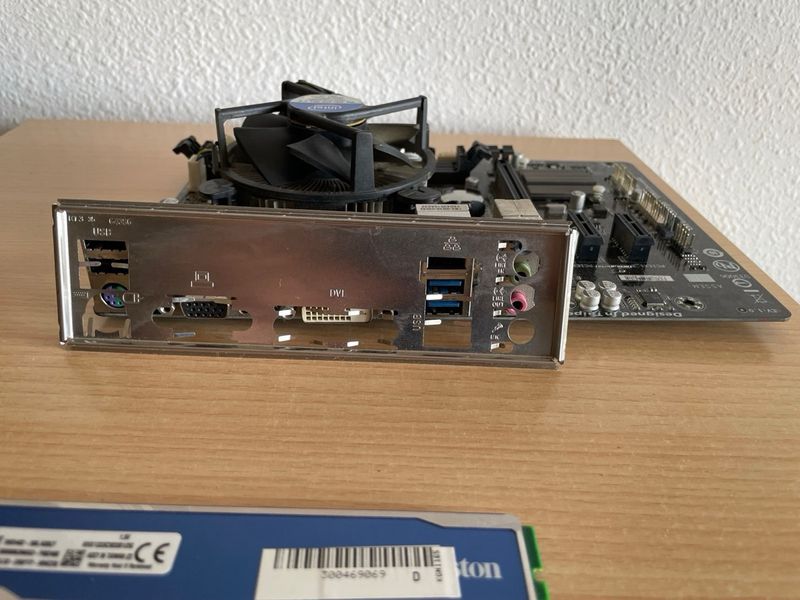 Placa Base Gigabyte GA-H81M-DS2V afbeelding 4