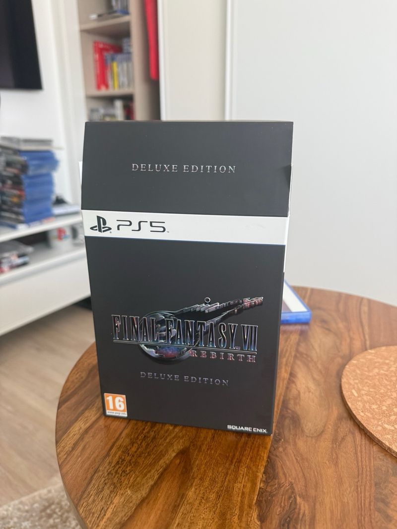 Final Fantasy  Rebirth Deluxe PS5. Leer descrip
