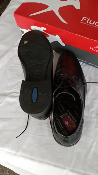 Zapatos Fluchos Negros Talla 41
