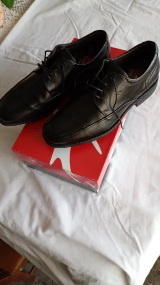 Zapatos Fluchos Negros Talla 41