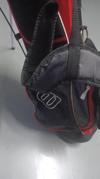 Bolsa de Golf Roja y Negra. Para niños