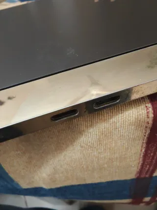 HP Spectre i7 Ordenador Portátil Negro/Dorado