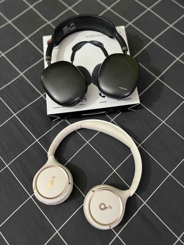 Auriculares Inalámbricos Nuevos 10€ c/u