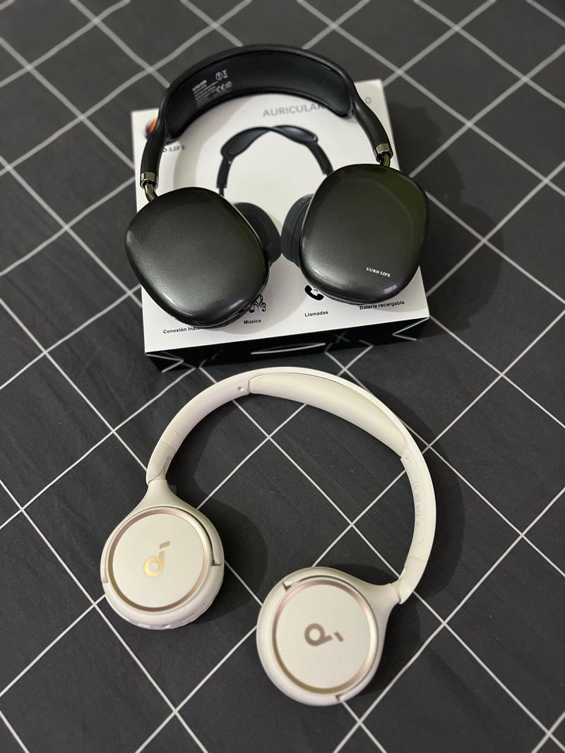 Auriculares Inalámbricos Nuevos 10€ c/u