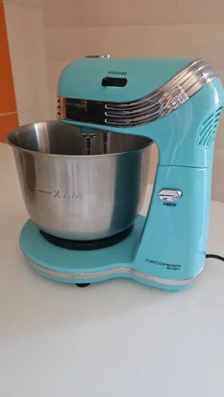 Amasadora Cecotec azul