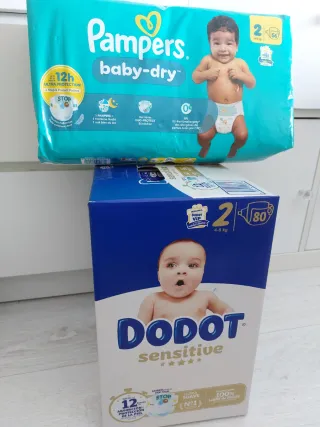 Lote Pañales Dodot Sensitive y Pampers Baby-Dry T2