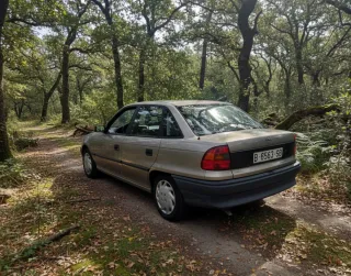 Opel Astra SOLO 83000KMS ÚNICO PROPIETARIO