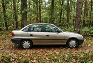Opel Astra SOLO 83000KMS ÚNICO PROPIETARIO