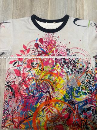 Sudadera gráfica abstracta multicolor