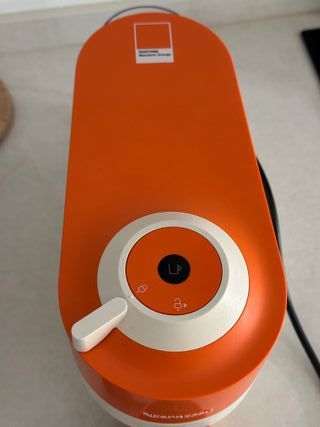 Cafetera Nespresso Vertuo Blanco/Naranja