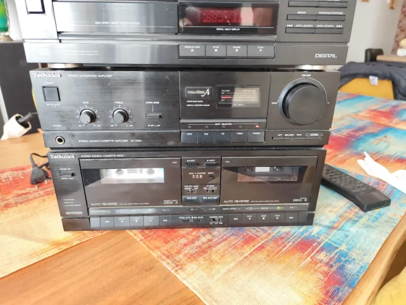 Technics SU-X930 Amplificador CD Cassette afbeelding 3