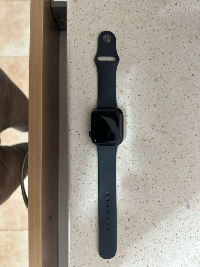 Apple Watch Series 9 45mm GPS + Cellular