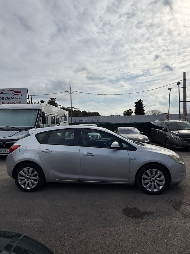 Opel Astra 2010