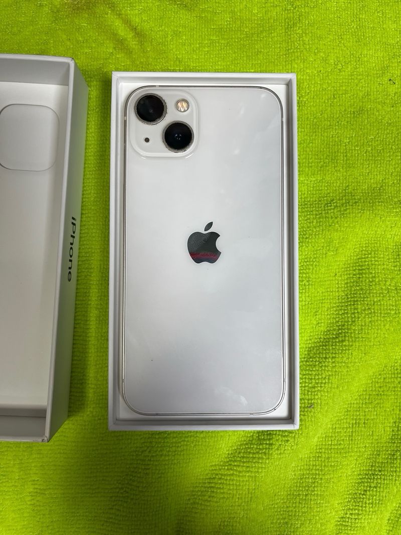 iPhone 13 afbeelding 2