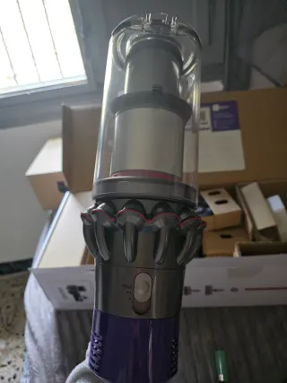 Dyson Cyclone V10 Absolute