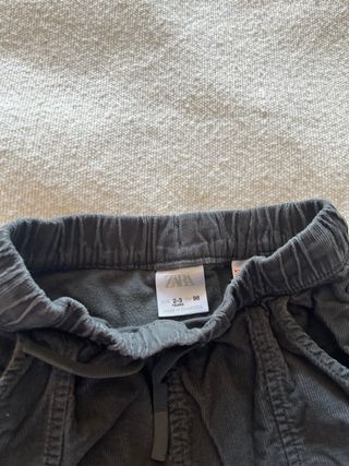 Pantalón pana niño gris talla 2/3 Zara