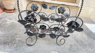 Porta riviste in metallo decorato