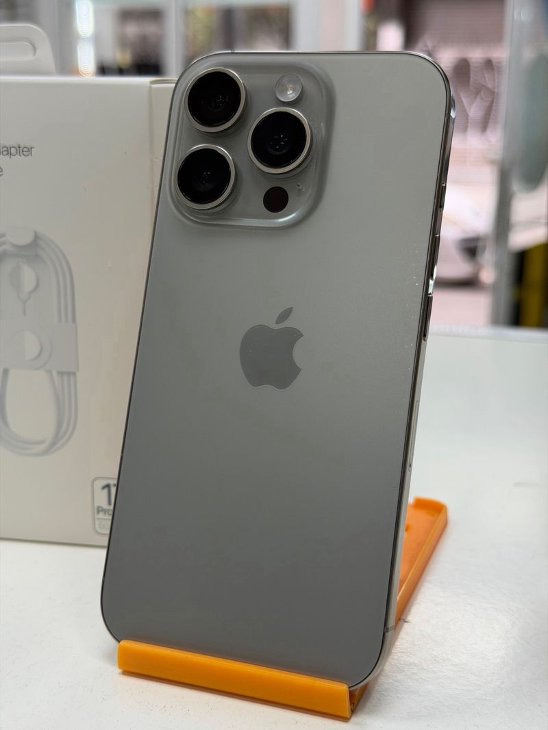 iPhone 16 Pro 256GB Gris/Plata afbeelding 3