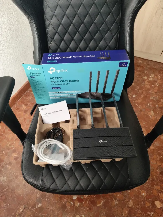 TP-Link AC1200 Mesh Wi-Fi Router Archer C6