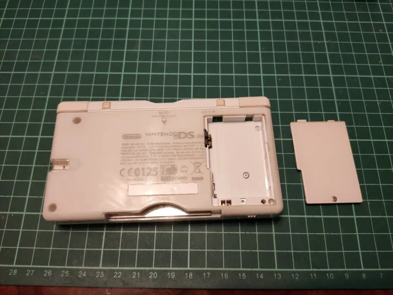 Nintendo DS Lite Blanca para piezas afbeelding 2
