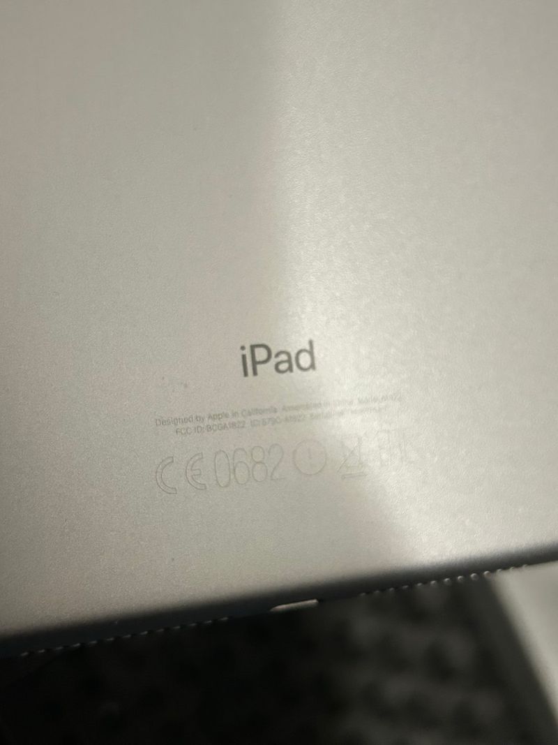 iPad 5th Gen Wi-Fi 32GB Plata afbeelding 3