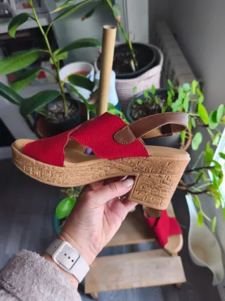 Sandalias Rojas Cuña Talla 38