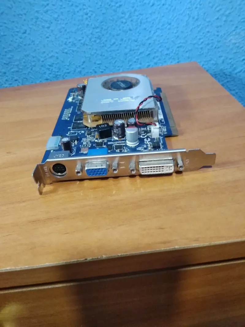 Tarjeta Gráfica Asus PCI Express 512MB afbeelding 3