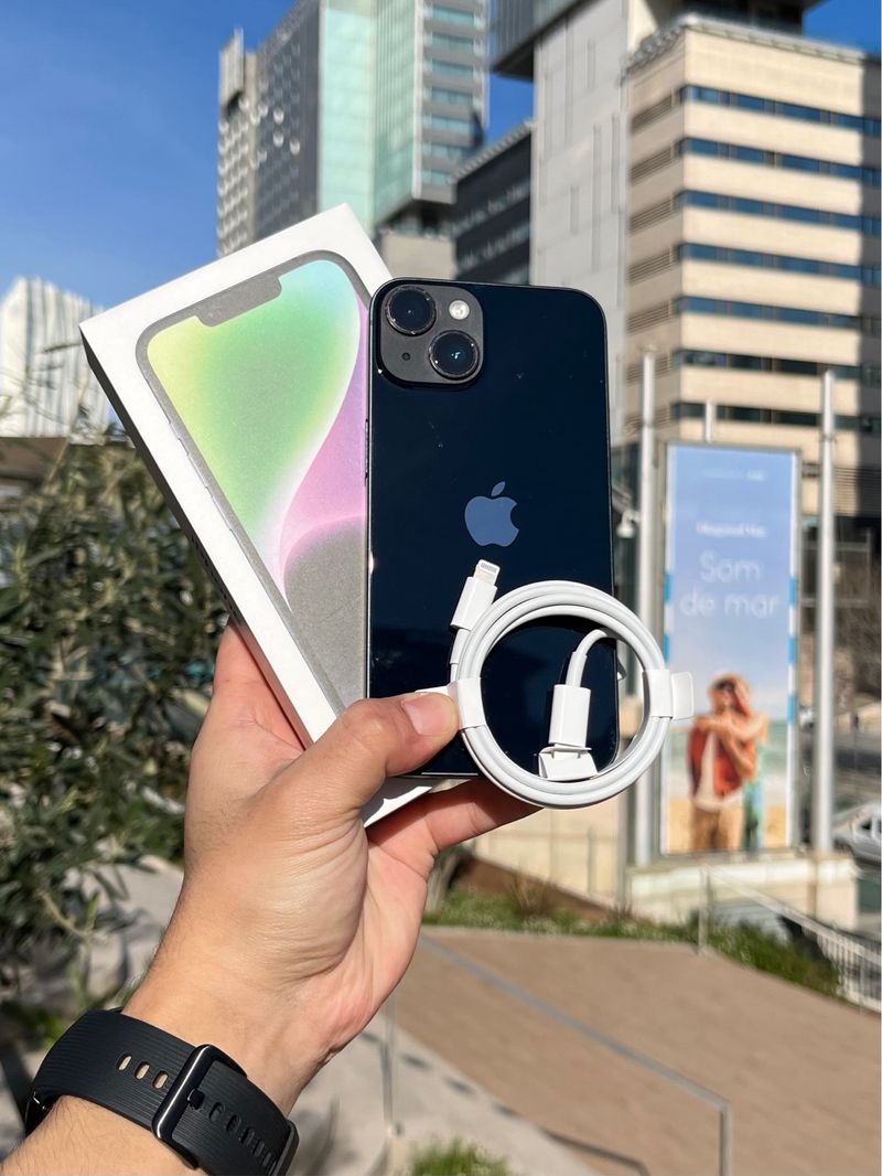 iPhone 14