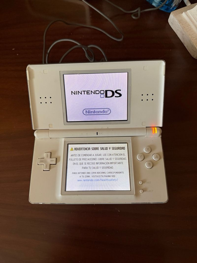 Nintendo DS Lite Blanca afbeelding 2
