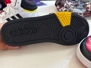 Zapatillas Adidas Blancas y Negras Talla 38