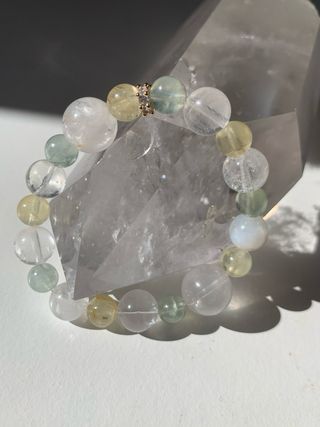 Pulsera Energética Prehnita y Fantasma Blanco